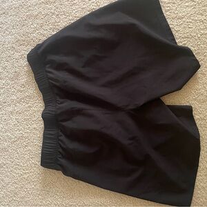 Old Navy Men’s Athletic Shorts Quick Dry. Size Small.